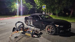 Автомобиль сбил подростка на мотоцикле в Ессентуках