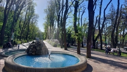 Фонтан у входа в курортный парк запустили в Ессентуках 