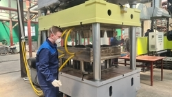 Поддоны и доски для террас производят из пакетов и вторсырья в Ессентуках