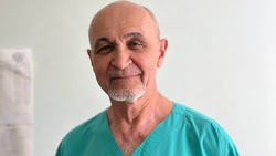 Нейрохирург с 40-летним стажем начал работать в городской больнице Ессентуков