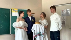 Свадьбы по народным традициям «сыграли» в педагогическом институте Ессентуков