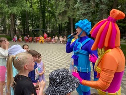 Детей бойцов СВО в Ессентуках поздравили с Днём защиты детей накануне праздника