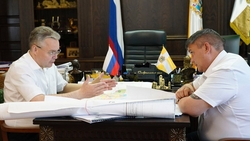 Губернатор Владимиров обсудил с мэром Крутниковым проблемы Ессентуков