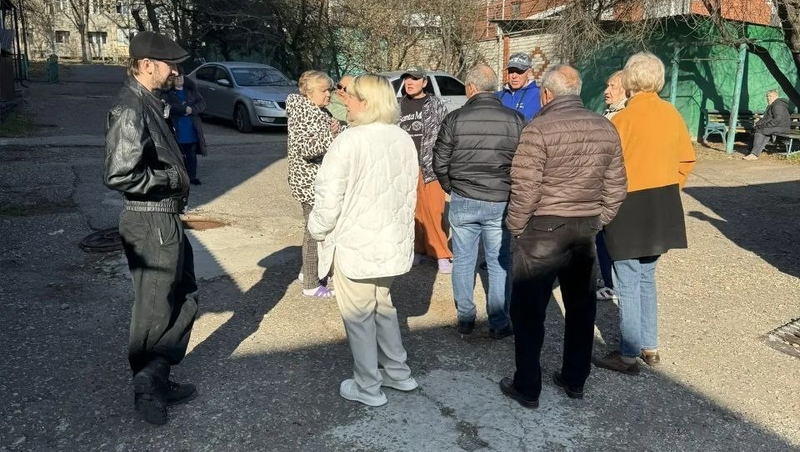 В Ессентуках устранят засор канализации на улице Буачидзе