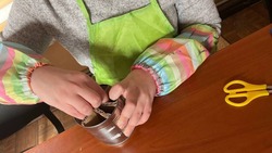 Дети из воскресной школы Ессентуков подготовили окопные свечи для военнослужащих