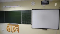 251 выпускник пишет ЕГЭ по биологии, географии и английскому языку в Ессентуках