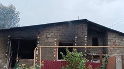 Пожарные МЧС Ставрополья ликвидировали пожар в частном доме Ессентуков