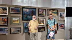 Выставка известного российского художника открылась в Ессентуках