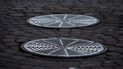 Администрация Ессентуков проконтролирует ремонт провалившегося люка 