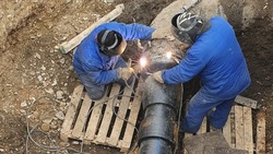 Аварийный участок водопровода в Ессентуках заменили без нарушения дорожного покрытия