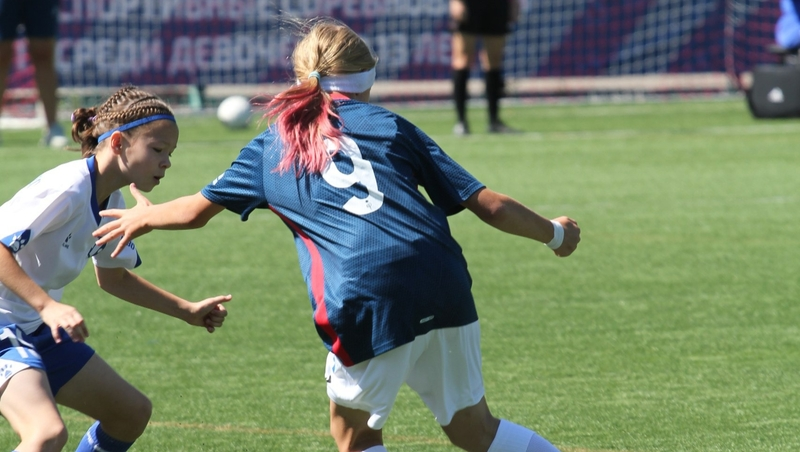 Всероссийские соревнования по футболу среди девочек стартовали в Ессентуках